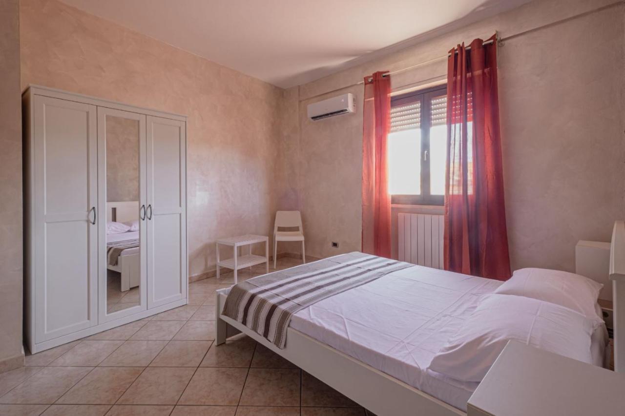 Alloggio Alfa - Central Apartment Civitavecchia Exterior foto