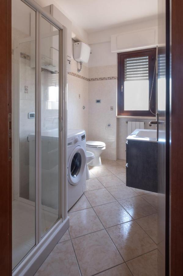 Alloggio Alfa - Central Apartment Civitavecchia Exterior foto